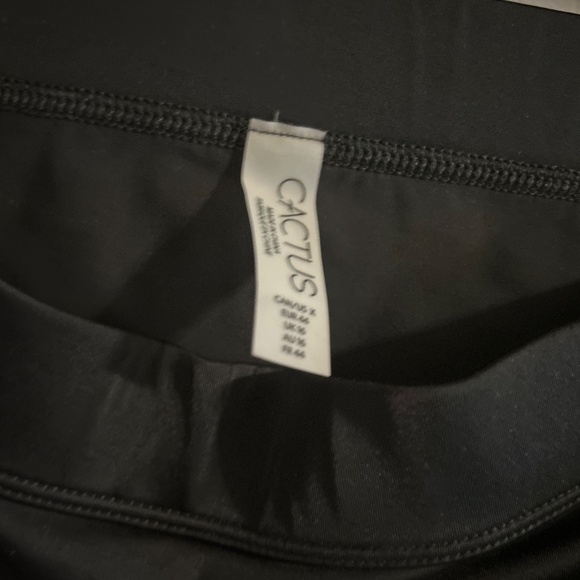 Cactus Black and pink High-Waisted Bikini Bottom - Picture 3 of 3